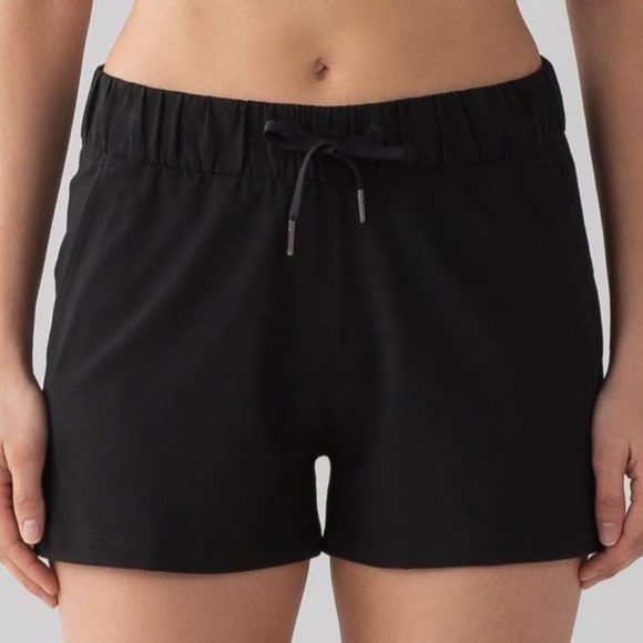 lululemon athletica Pants - LULULEMON ON THE FLY SHORTS